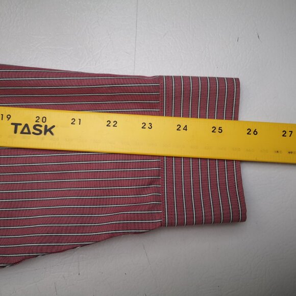 Eddie Bauer Men's Size Medium Relaxed Fit Wrinkle Resistant Rose Striped Shirt - Picture 11 of 12